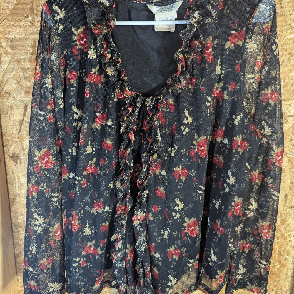 Chic Ruffle Floral Blouse - Black and Red